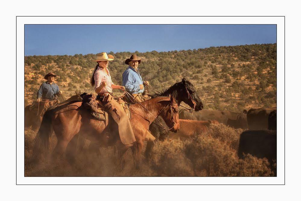Grand Canyon Ranch & Outfitters 호텔 Fredonia 외부 사진